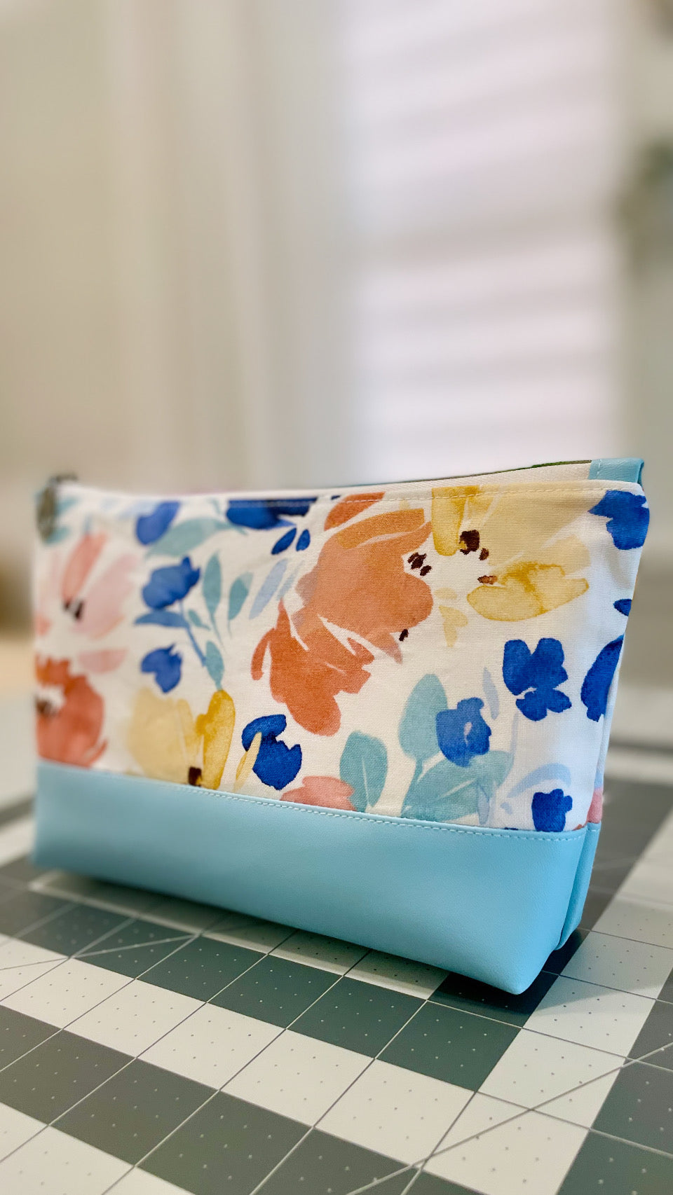 Ever day essential “Watercolor floral” cotton print pouch