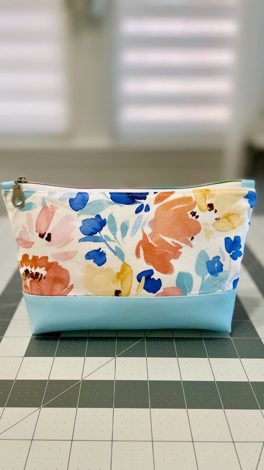 Ever day essential “Watercolor floral” cotton print pouch