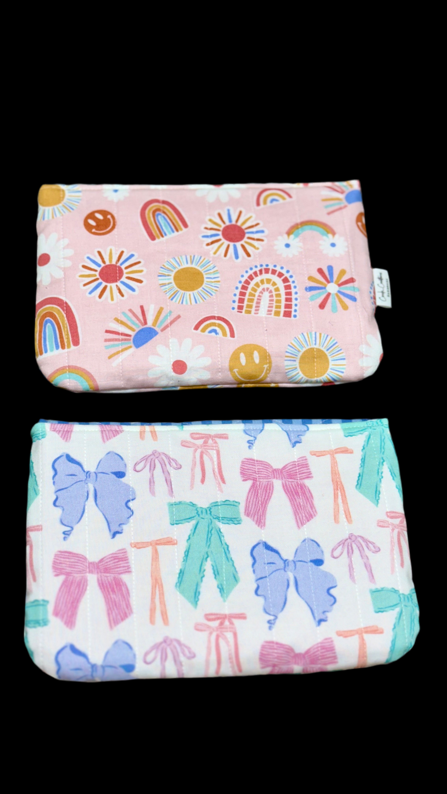 Medium sized Handy Case- “Multicolor Bows” print