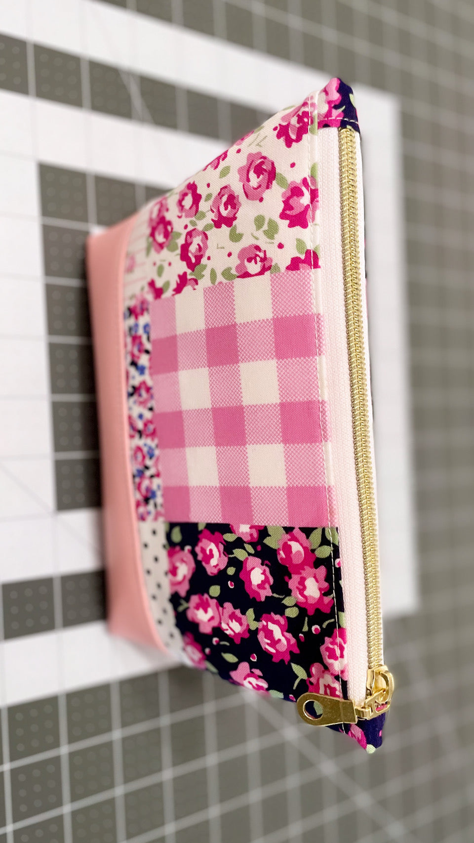 Everyday essential “Patchwork” cotton fabric print pouch