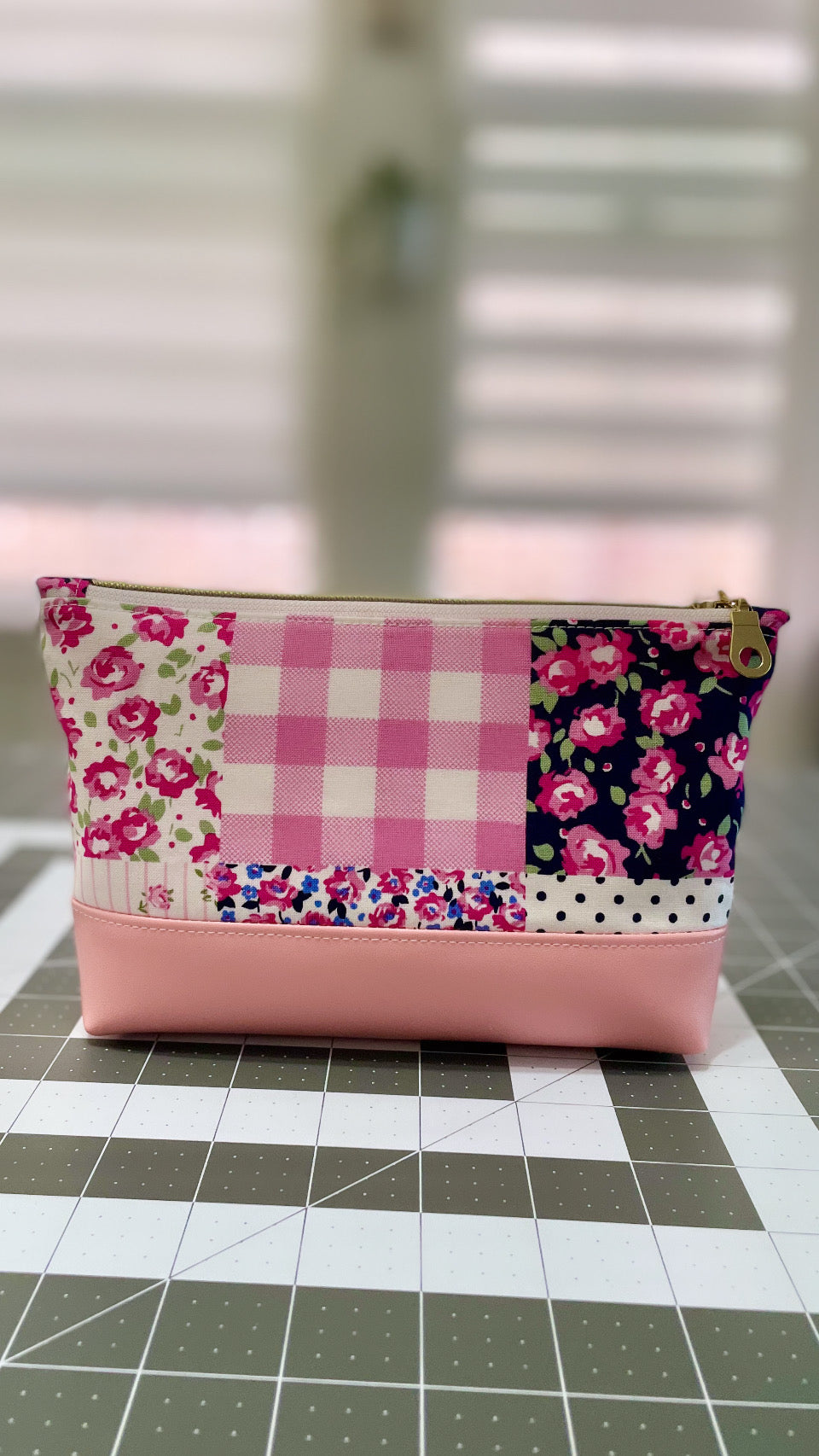 Everyday essential “Patchwork” cotton fabric print pouch