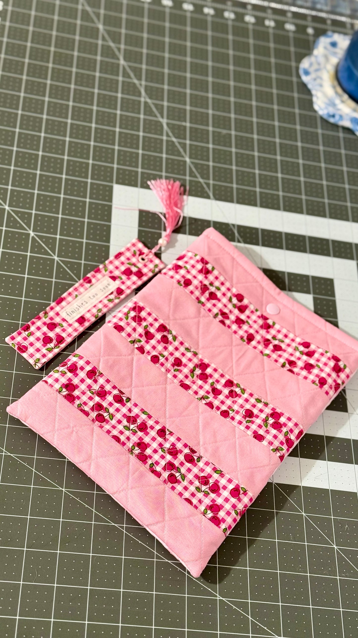 “Pink Cherry” Print book sleeve with bookmark set