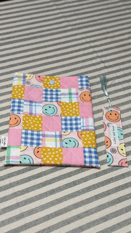 “Patchwork-Smiley” fabric Print book sleeve with bookmark set